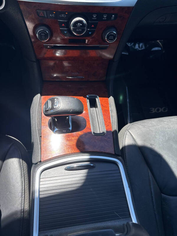 2014 Chrysler 300