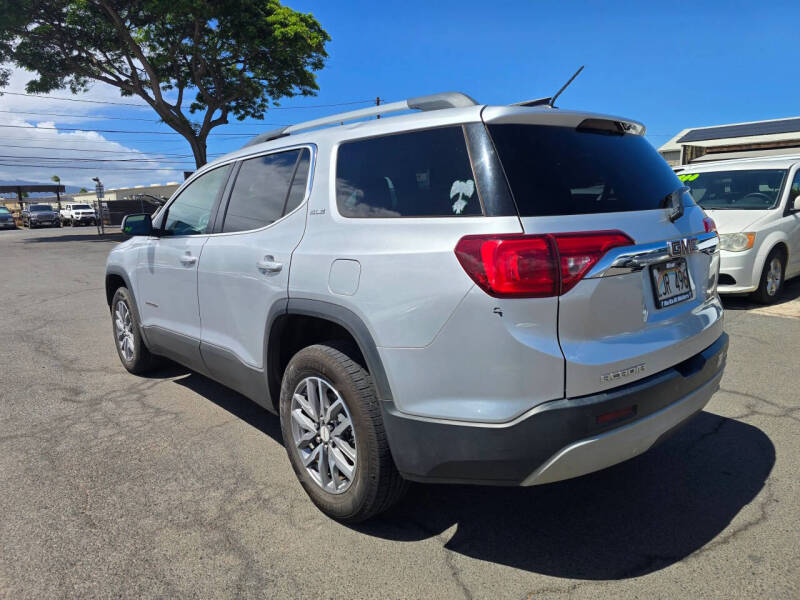 2017 GMC Acadia SLE-2