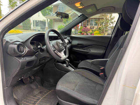 2018 Nissan Kicks S