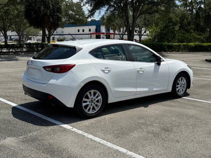 2015 Mazda MAZDA3 i Touring