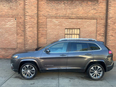 2019 Jeep Cherokee Overland