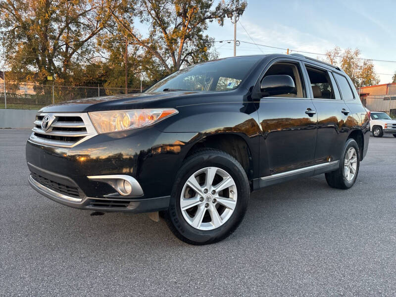 2013 Toyota Highlander for sale at Beckham's Used Cars in Milledgeville GA