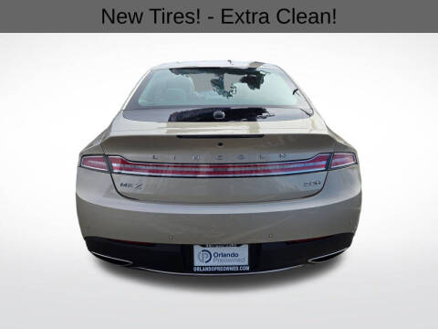 2017 Lincoln MKZ Hybrid Select