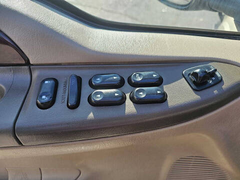 2004 Ford Excursion Limited