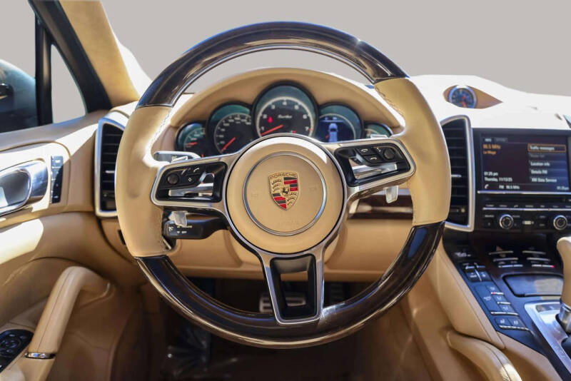 2016 Porsche Cayenne