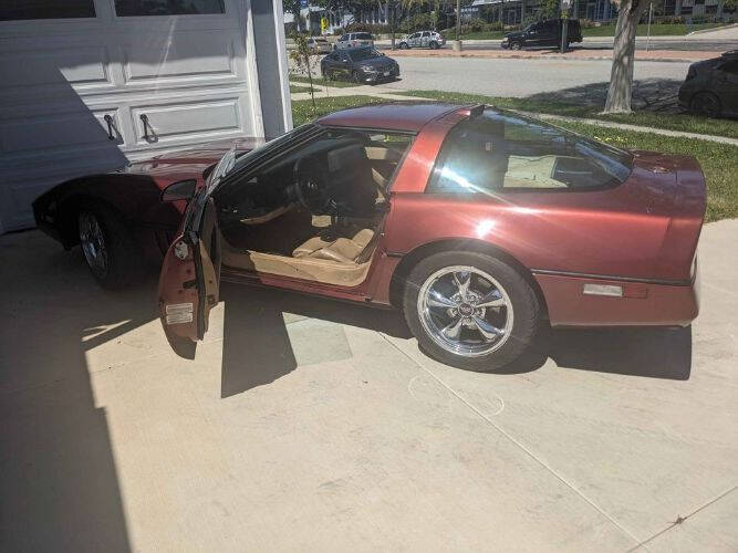 1986 Chevrolet Corvette - Image 1