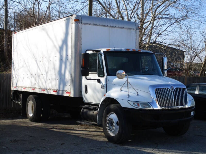 2002 International DuraStar 4300 for sale at A & A IMPORTS OF TN in Madison TN