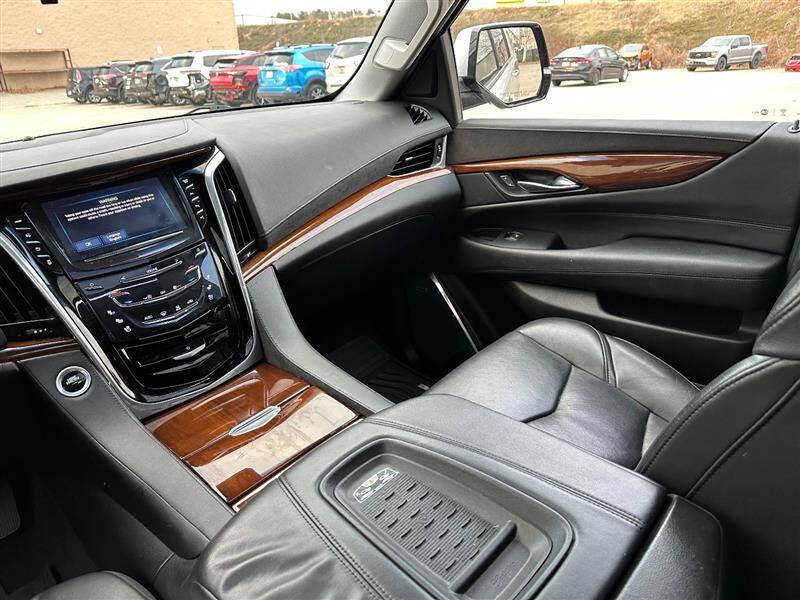 2017 Cadillac Escalade ESV Premium Luxury