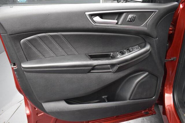2016 Ford Edge Sport