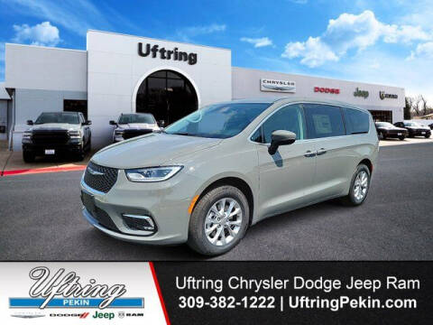 2023 Chrysler Pacifica for sale at Uftring Chrysler Dodge Jeep Ram in Pekin IL