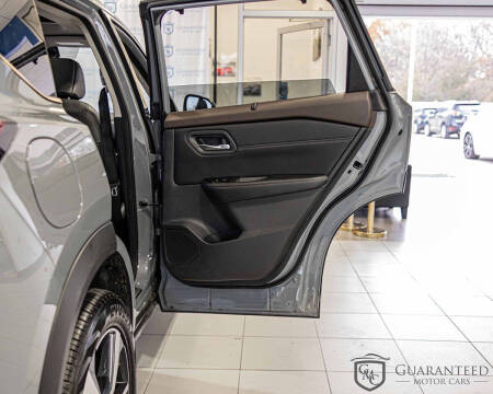 2022 Nissan Rogue SL