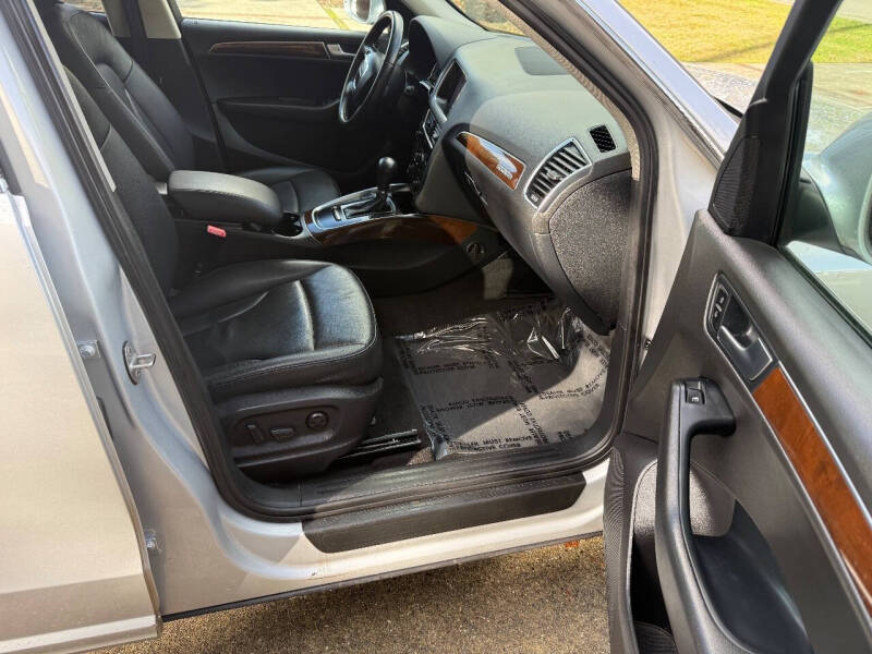 2012 Audi Q5 2.0T quattro Premium