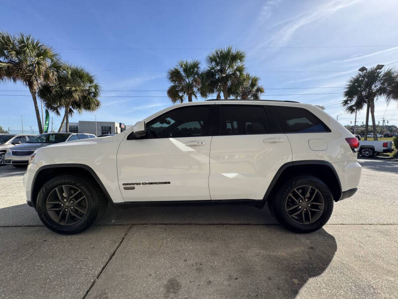 2017 Jeep Grand Cherokee Laredo