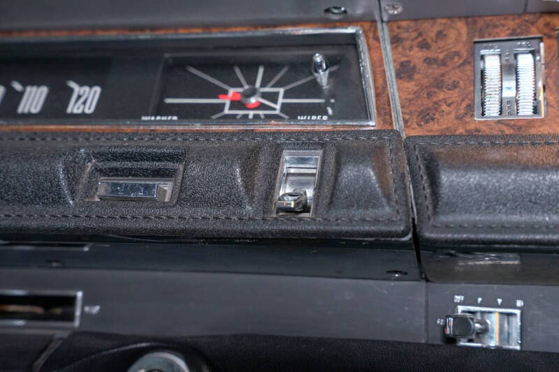 1968 Chrysler New Yorker