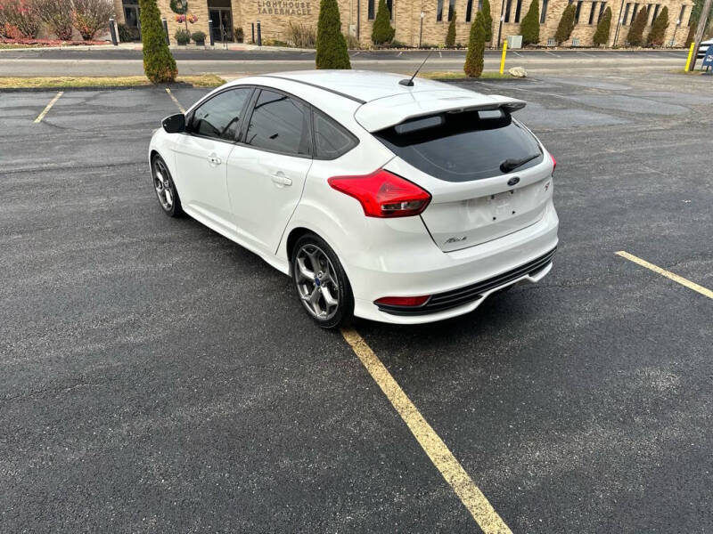 2017 Ford Focus ST