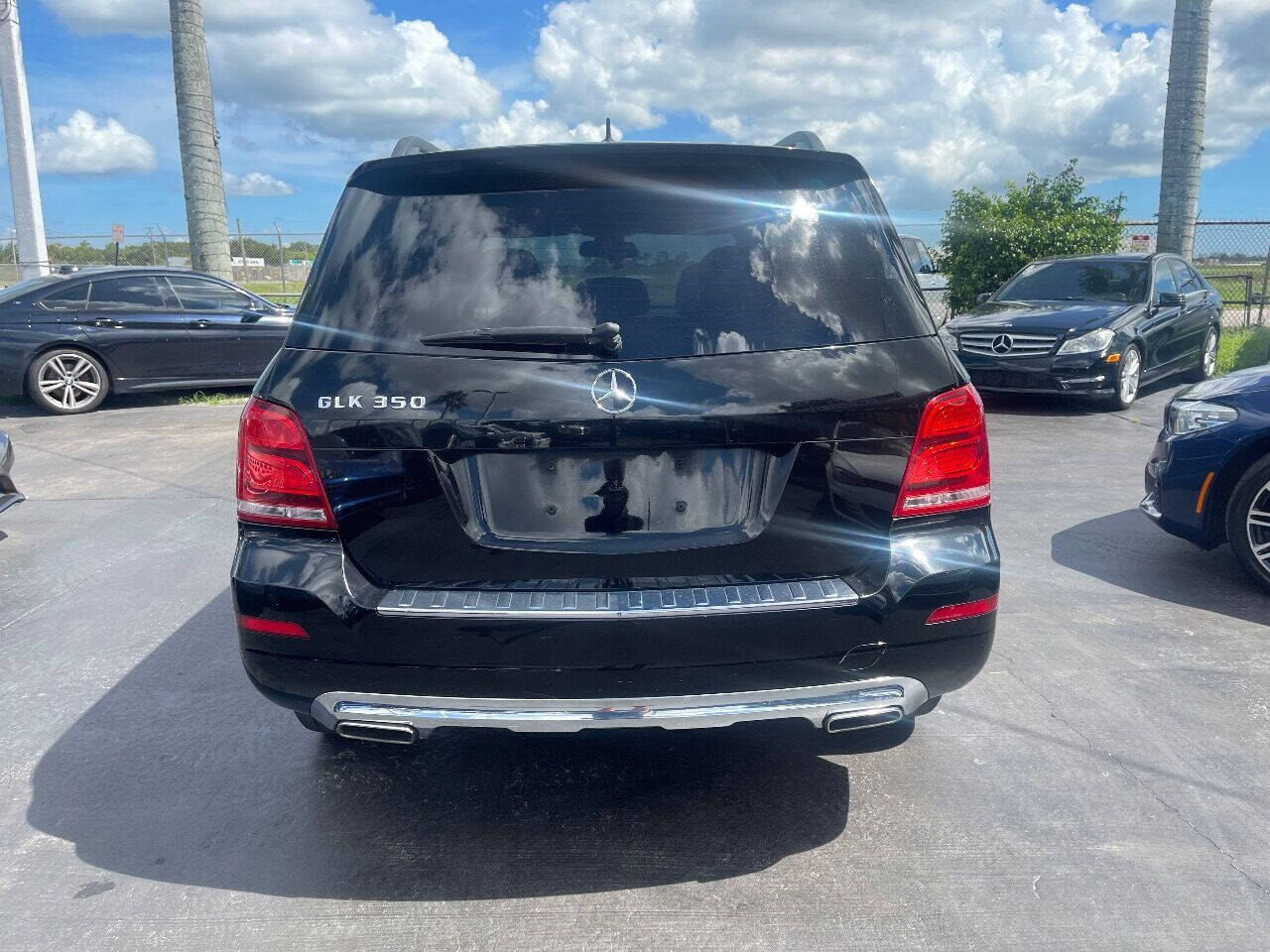 2015 MERCEDES-BENZ GLK-Class SUV / Crossover - $15,900