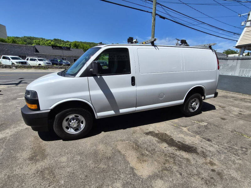 2021 Chevrolet Express 2500