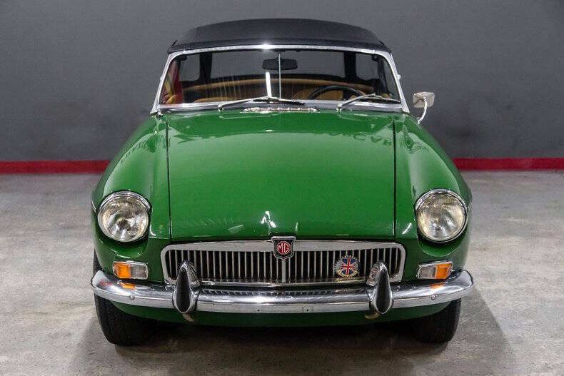1967 MG RESTORED MG B
