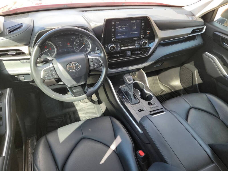 2021 Toyota Highlander XLE