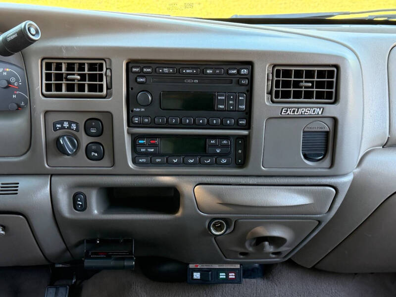 2003 Ford Excursion Limited