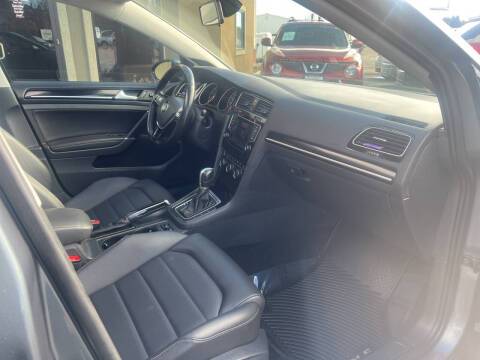 2015 Volkswagen Golf TSI SEL