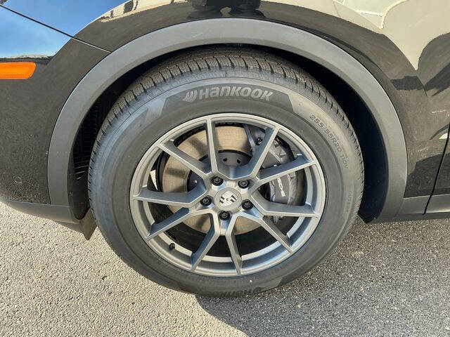 2026 Porsche Cayenne Coupe