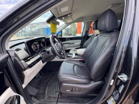 2022 Kia Carnival EX