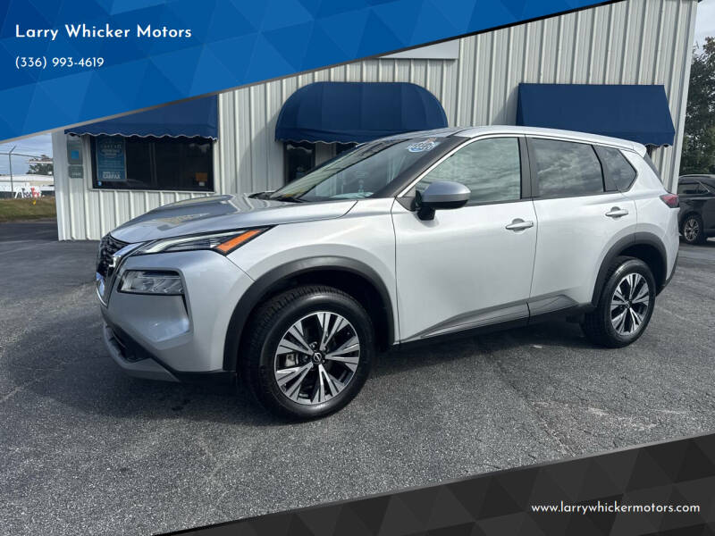 2023 Nissan Rogue SV's photo