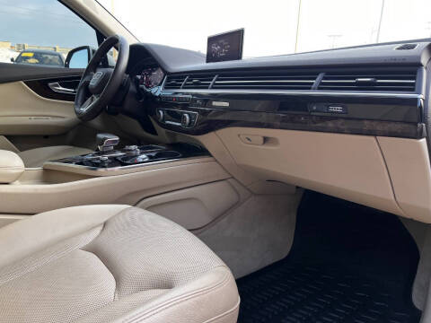 2019 Audi Q7 quattro Prestige 55 TFSI