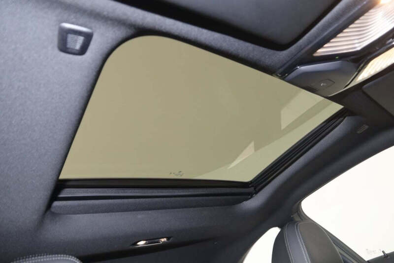 2025 BMW 2 Series M240i