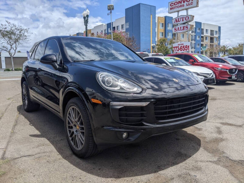 2017 Porsche Cayenne Platinum Edition