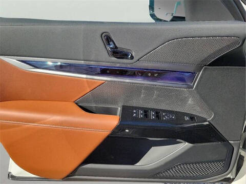 2026 BMW 7 Series 750e xDrive