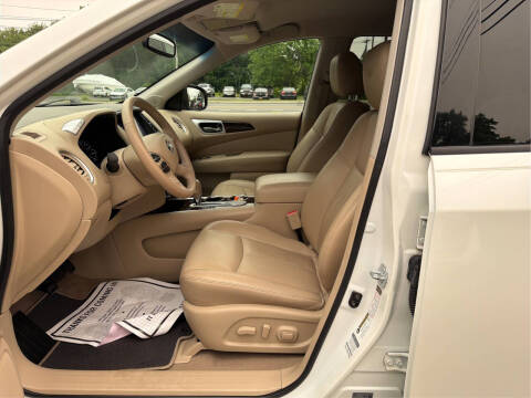 2015 Nissan Pathfinder SL
