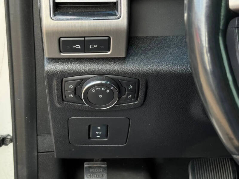 2017 Ford F-150 Platinum