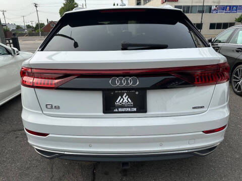 2019 Audi Q8 quattro Premium 55 TFSI