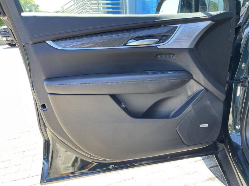 2024 Cadillac XT5 Sport
