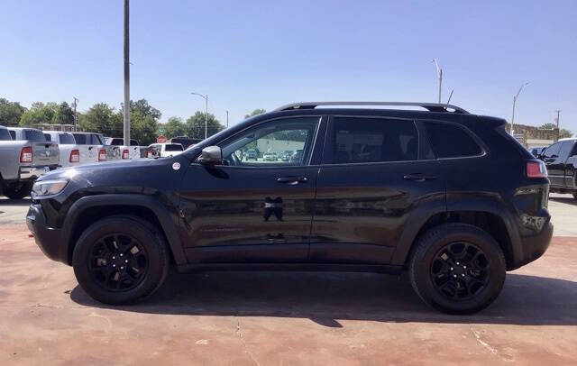 Used 2019 Jeep Cherokee Trailhawk with VIN 1C4PJMBX9KD101031 for sale in Vinita, OK