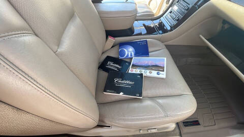 2010 Cadillac Escalade Luxury