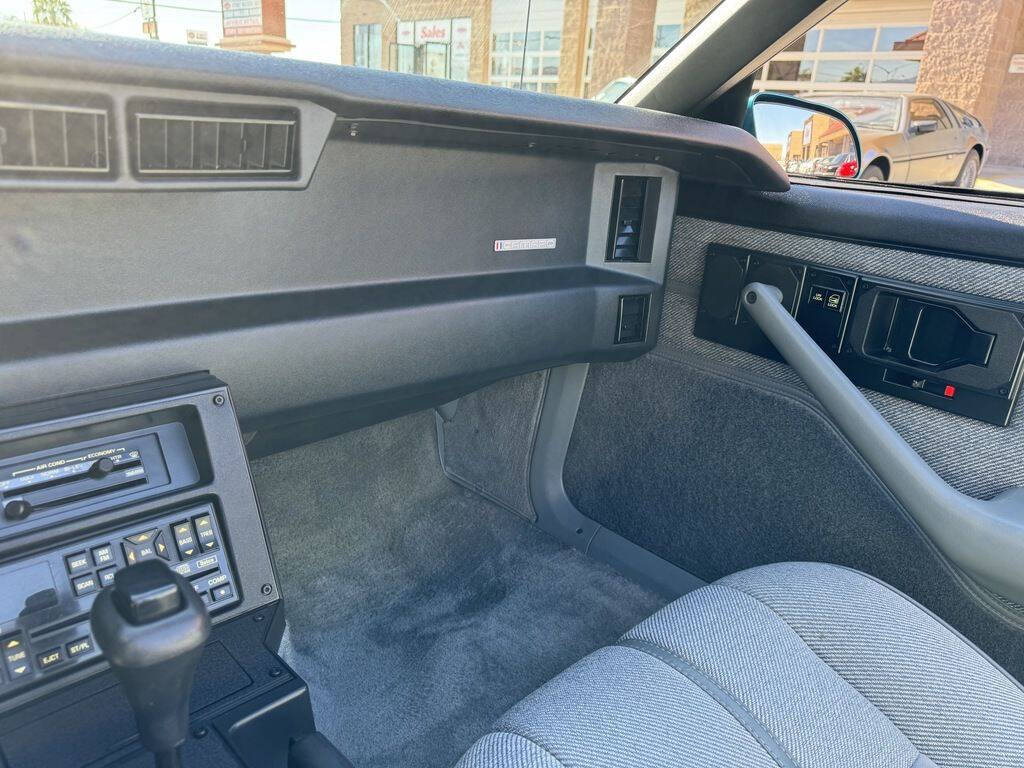 1991 Chevrolet Camaro 29