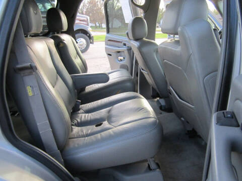 2004 Cadillac Escalade