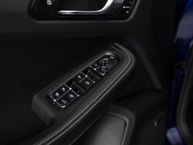 2025 Porsche Macan GTS