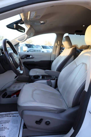 2019 Chrysler Pacifica Touring L