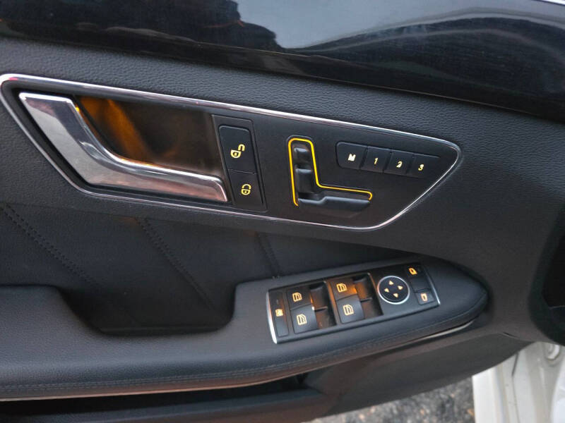 2011 Mercedes-Benz E-Class E 350 BlueTEC Luxury