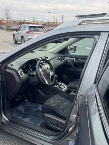 2016 Nissan Rogue SV