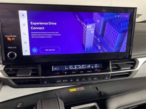 2025 Toyota Sienna XSE 7-Passenger