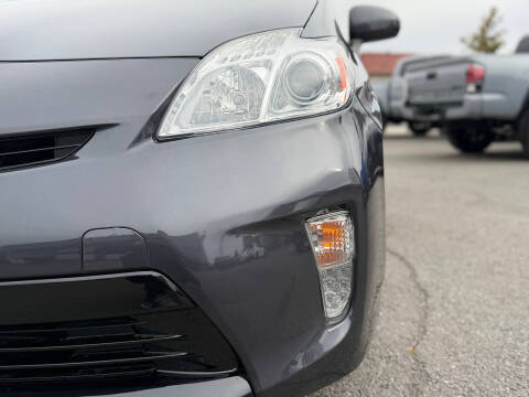 2012 Toyota Prius Two