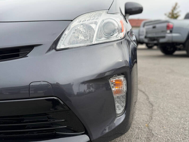 2012 Toyota Prius Two