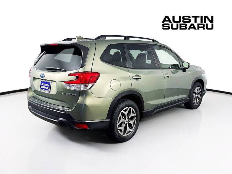 2020 Subaru Forester Premium