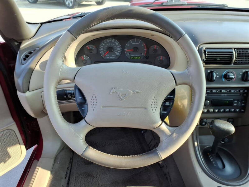 2002 Ford Mustang GT Deluxe