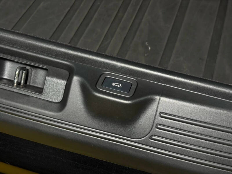 2020 Land Rover Range Rover HSE